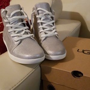 UGG K Schyler Metallic Shoes